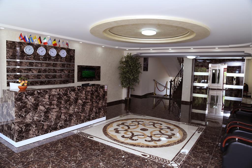 Gyumri Hotel Exterior photo